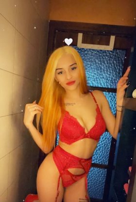 Elea, 18 ans, Sotteville-les-Rouen