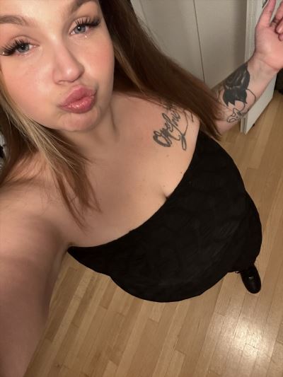 Mina, 28 ans, Saint-Pierre-en-Auge