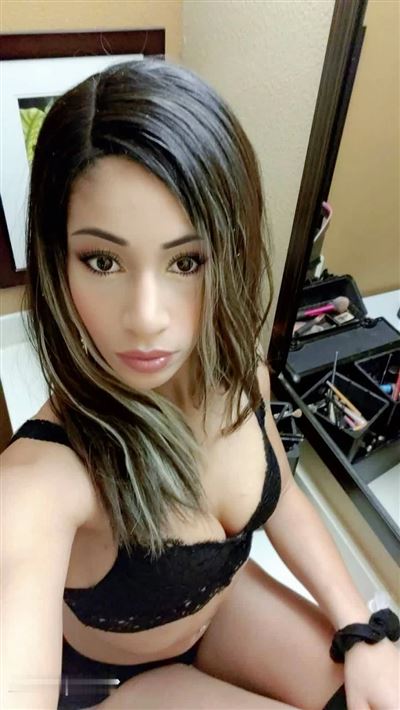 Tania, 28 ans, Saint-Paul-Trois-Chateaux